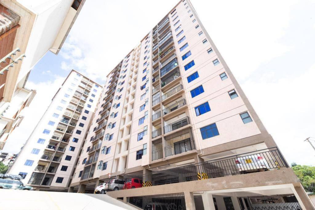 Furnished Apartment In Kilimani Nairobi Esterno foto